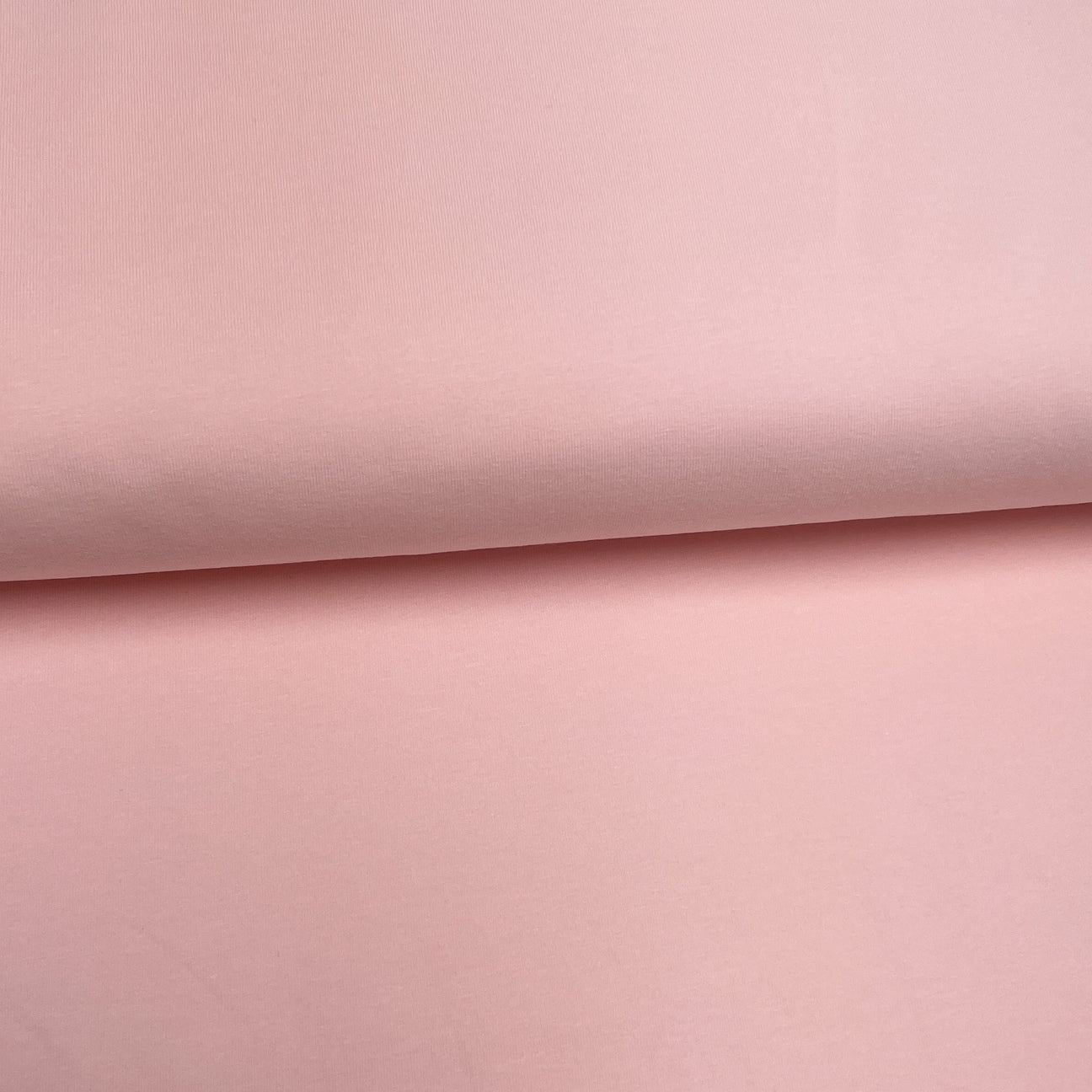U27 rose pâle