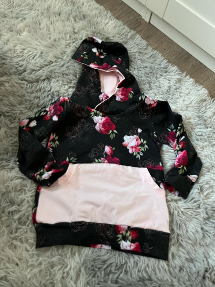 Hoodie évolutif fleuri rose et noir 3-6 ans